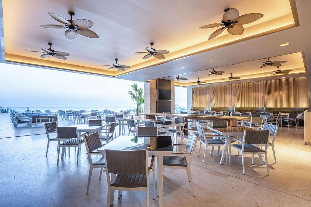 Hilton Santa Marta Hotel Restaurant photo